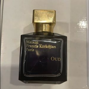 Maison Francis Kurkdiian
Paris OUD Please do not request for a counter